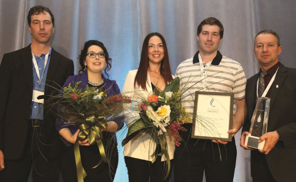 Award Presentation Ferme Catoche Award