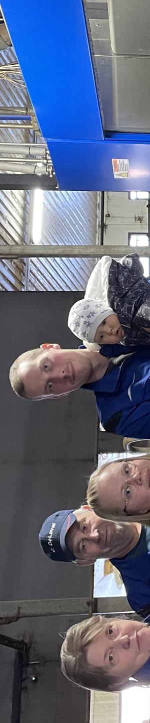 Tomi ja Sini Haaviston tilalla Yli-Ullavassa on rikottu Suomen ennätys: miljoona litraa meijerimaitoa yhdellä DeLavalin VMS V310 -lypsyrobotilla!