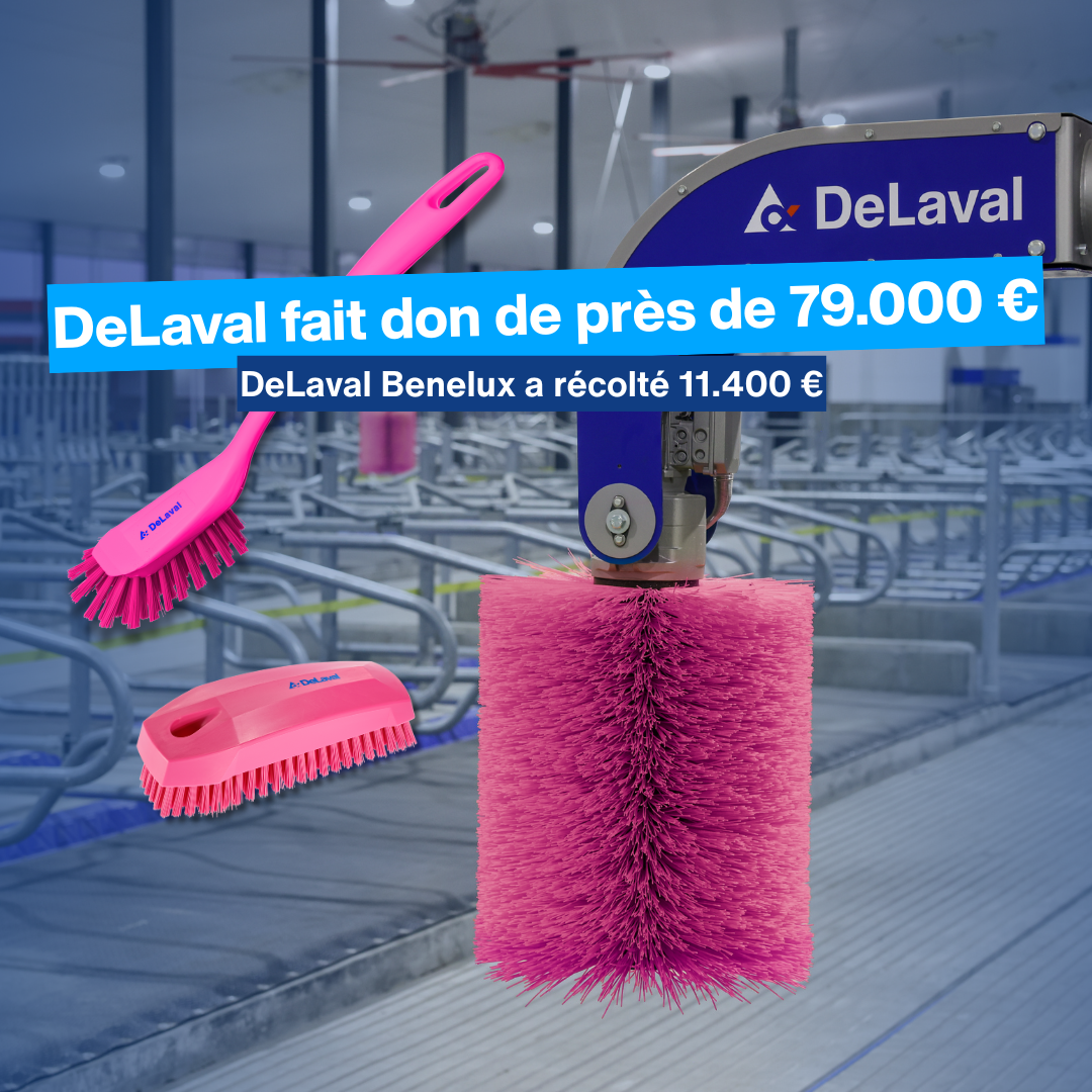 L’édition spéciale rose de la brosse à vaisselle DeLaval, de la brosse à ongles et de la brosse de remplacement pour la brosse à vaches flexible. Avec le message indiquant que 79.000 € ont été récoltés pour la lutte contre le cancer. 
