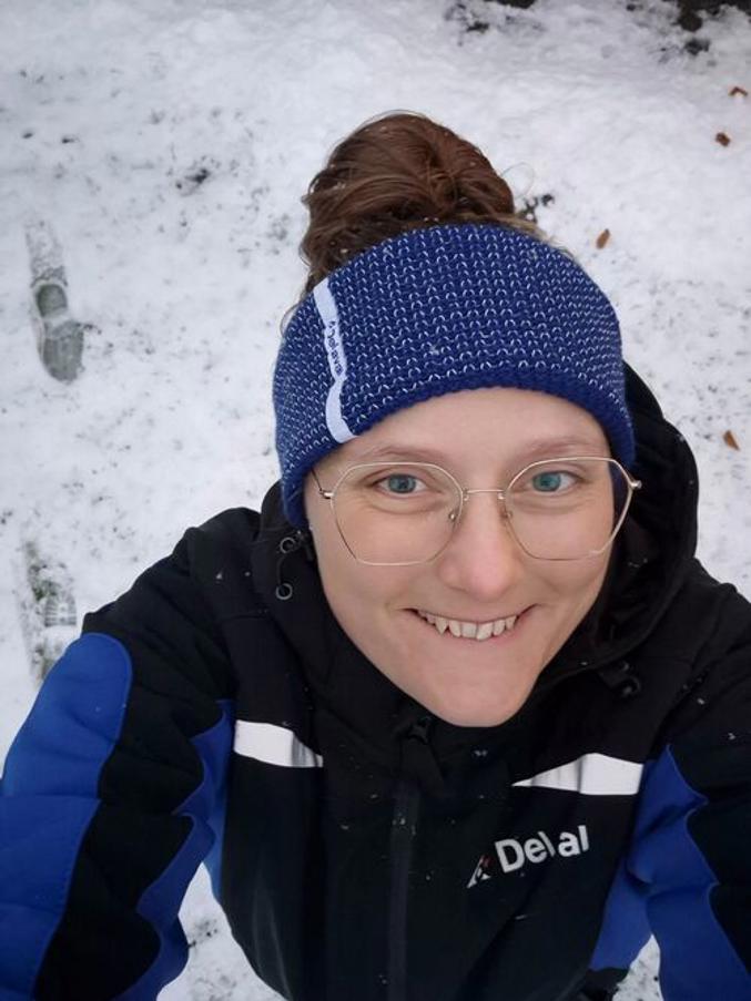 Sininen heijastava neulepanta