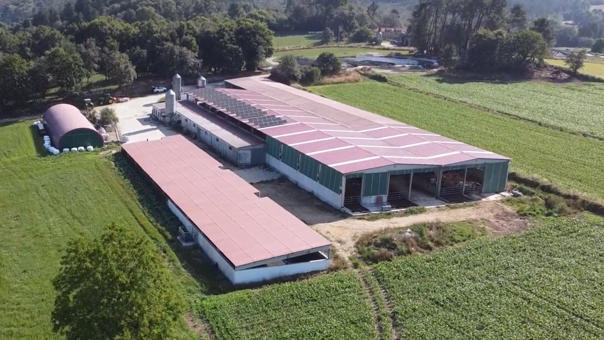 ganaderos-delaval-ganaderia-casa-das-pedras-dron